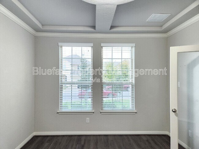 Building Photo - 13840 Tribeca