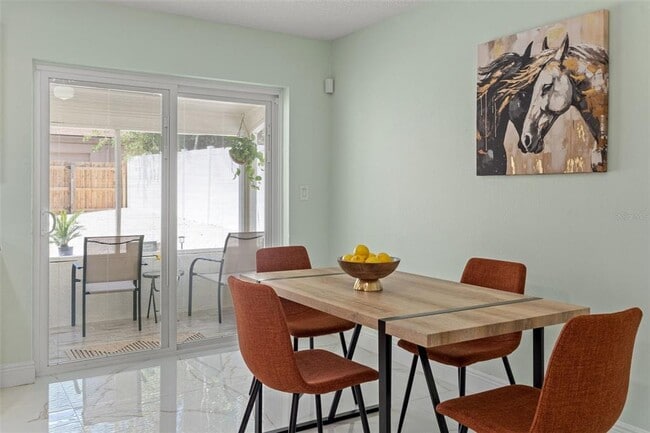 Building Photo - 439 E Boyer St