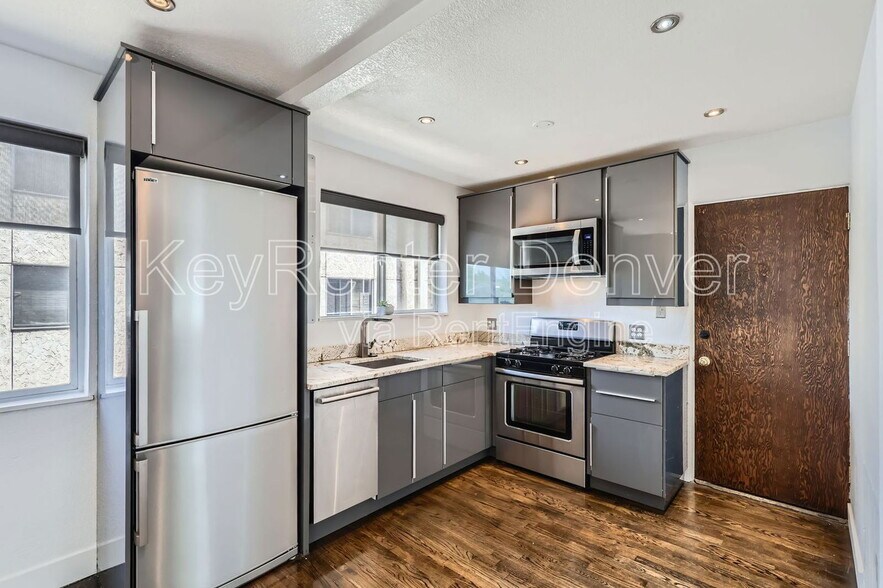 Building Photo - 1100 Colorado Blvd