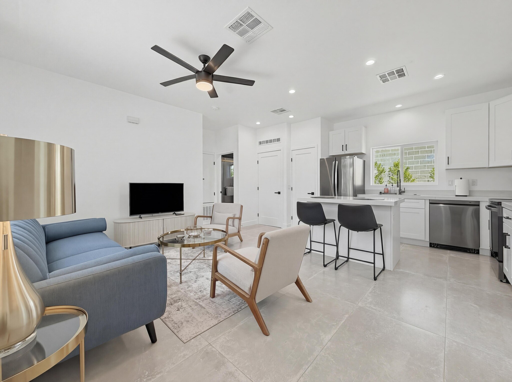 Building Photo - 2197 Jacques Dr