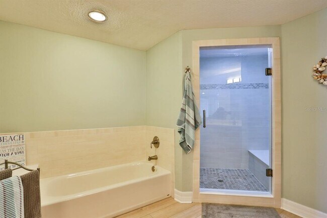 Building Photo - 711 S Atlantic Ave