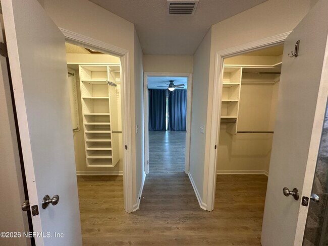 Building Photo - 2740 Sebastian Ct