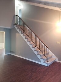 Building Photo - Amazing Overland Park Duplex-Available in ...