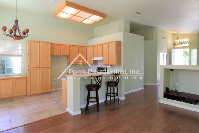 Building Photo - Very Nice 3bd/2ba Elk Grove Home in Laguna...
