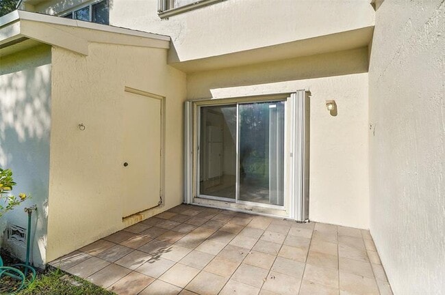 Building Photo - 50 Truman Dr