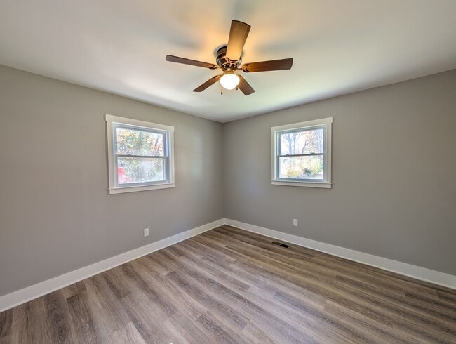 Building Photo - Fletcher Rental! Newly Renovated