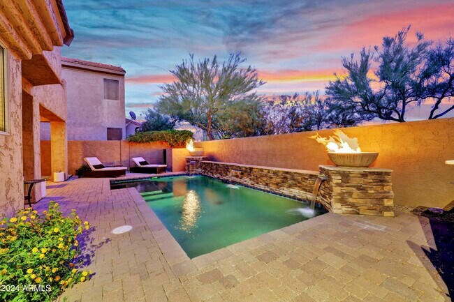 Building Photo - 7687 E Pozos Dr