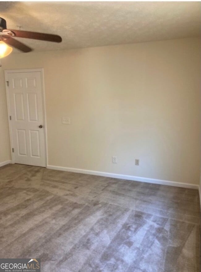 Building Photo - 6102 Fairington Club Dr