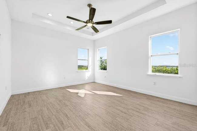 Building Photo - 200 Snowy Orchid Way