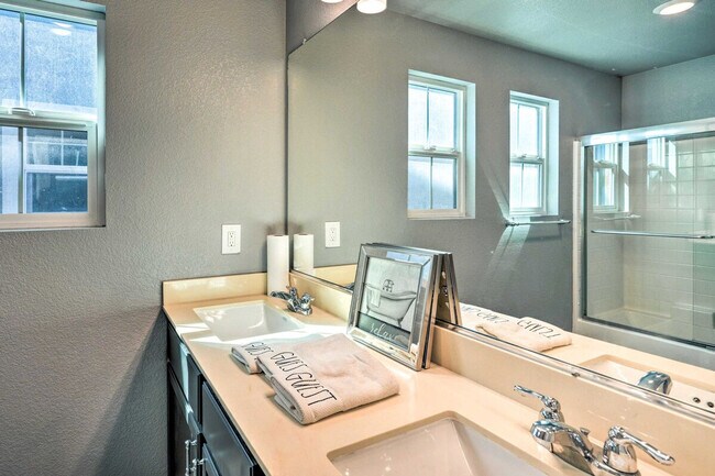 Building Photo - 761 Ashwick Loop