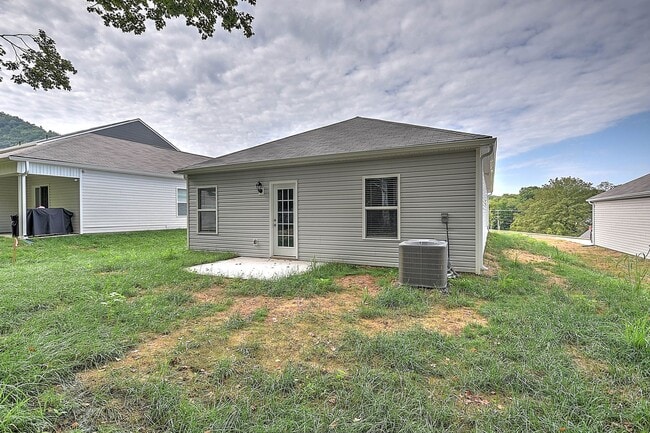 Building Photo - 416 Arrowhead Dr