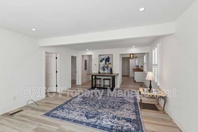 Building Photo - 2925 Alabama Dr