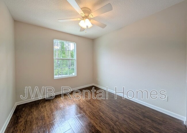 Building Photo - 7156 Timmerman Ln