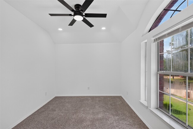 Building Photo - 23827 Spring Dane Dr