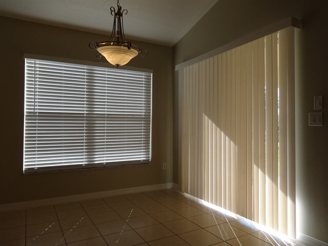 Building Photo - 136 Sura Blvd