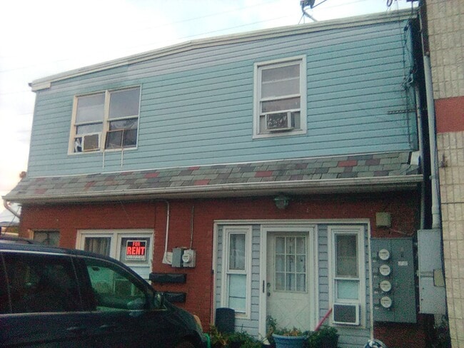 Building Photo - 2 bedroom apartment for rent