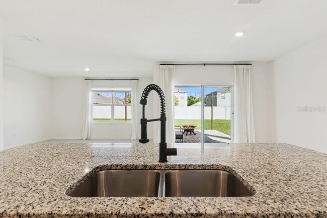 Building Photo - 5235 Mahogany Dr