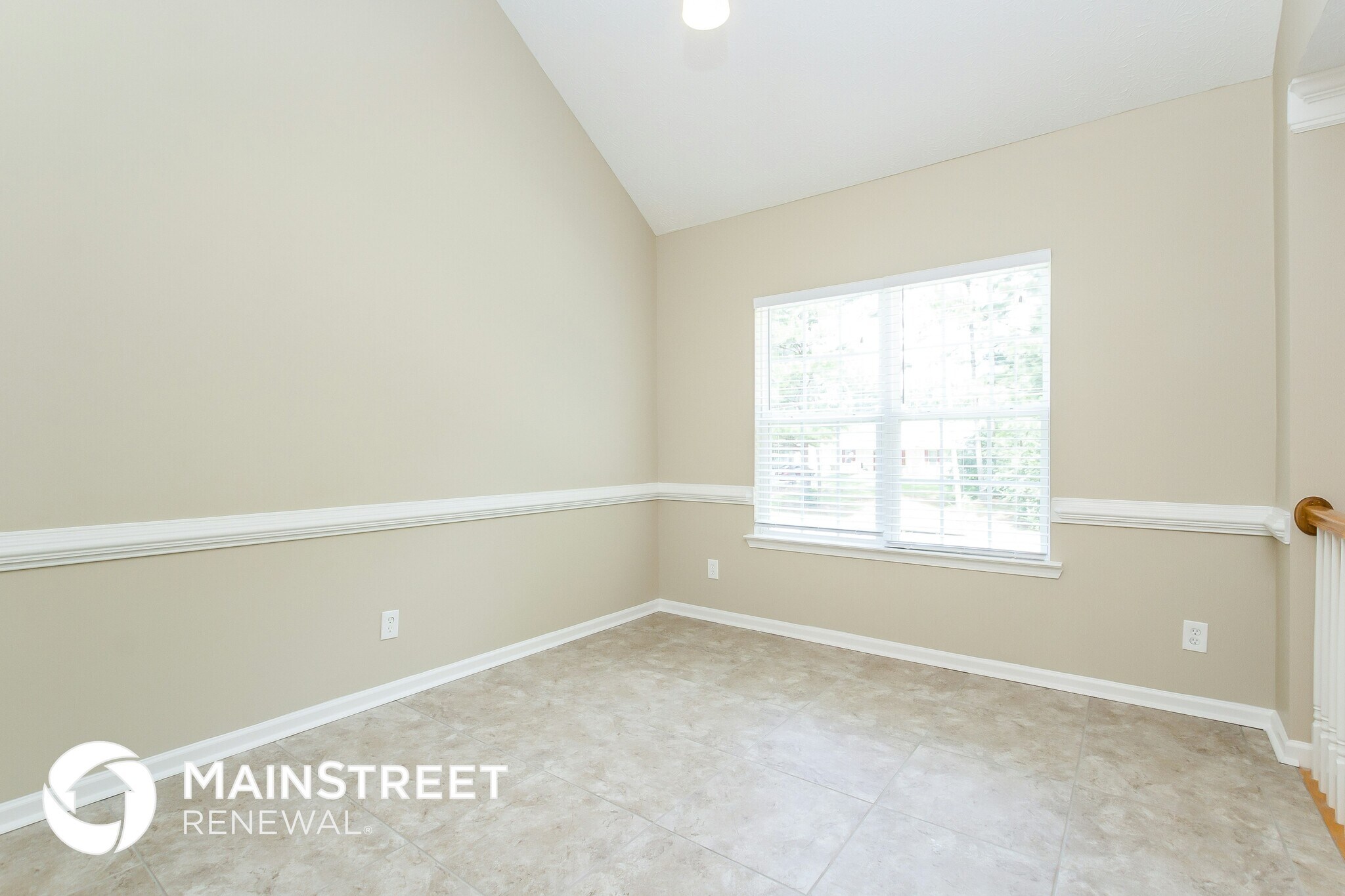 Building Photo - 308 Barr Cir