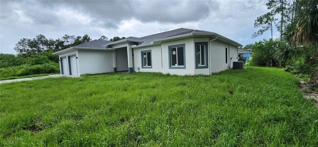 Building Photo - 128 Bell Blvd