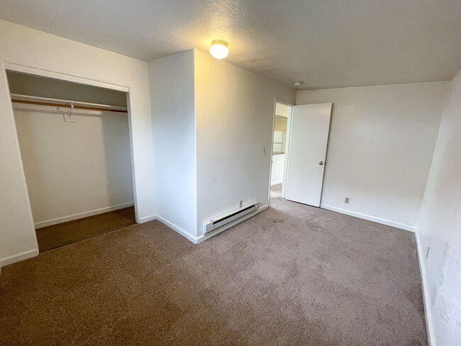 Building Photo - 1160 San Pablo Ave