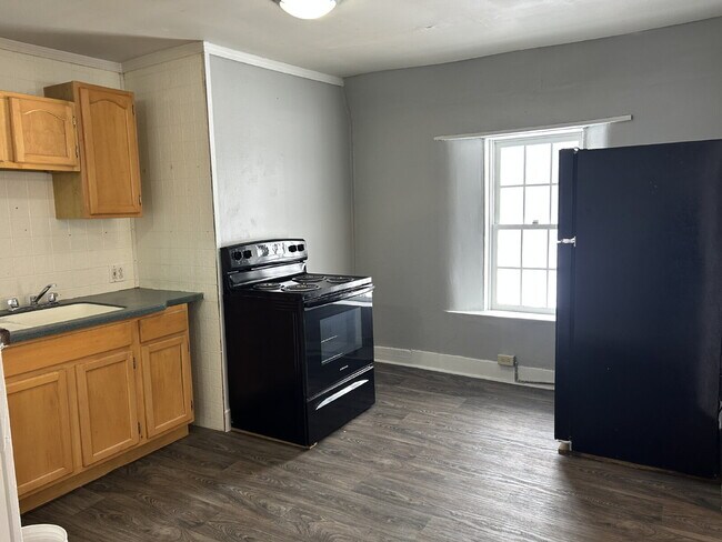 Building Photo - 3 Bedroom Apartment in Piffard – Available in September (TBD date)