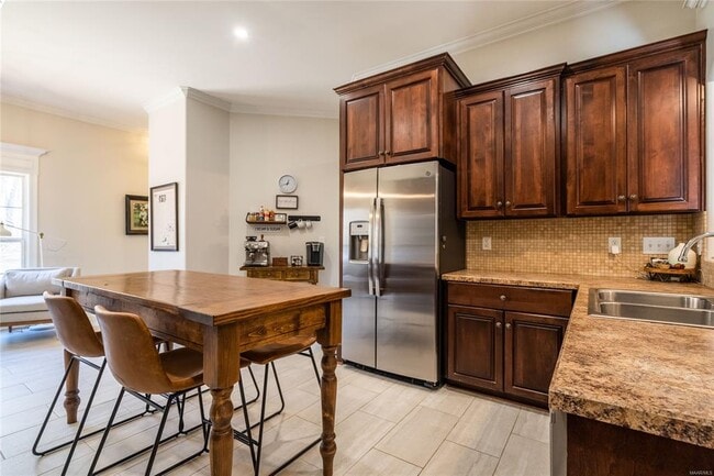 Building Photo - 124 Pine Bark Ct