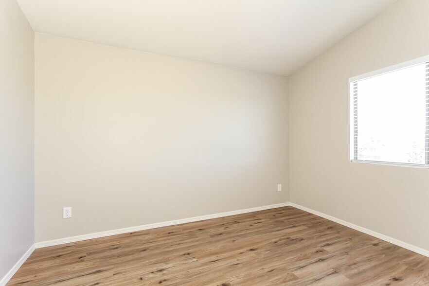 Building Photo - 18806 N Lousandra Dr