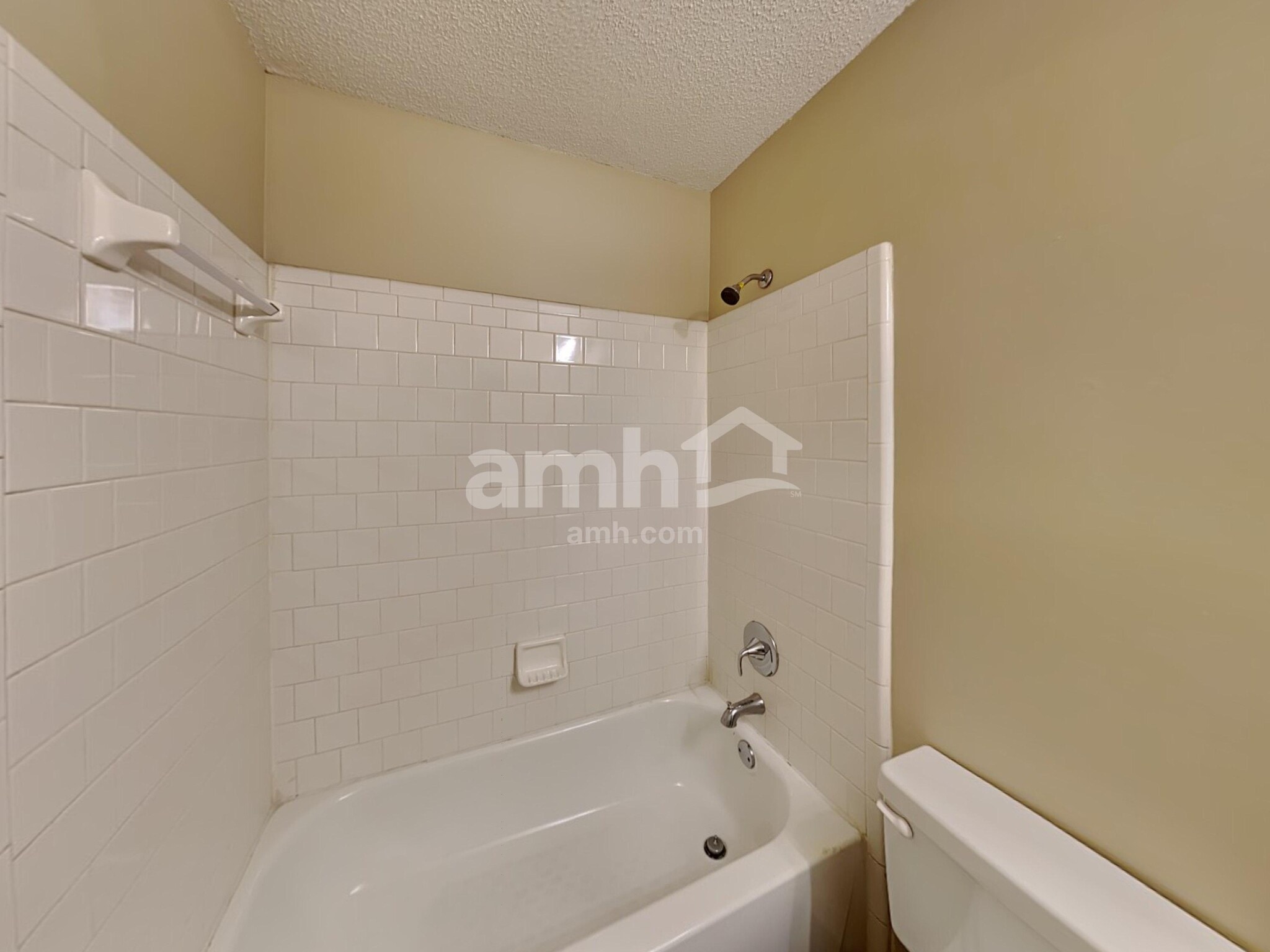 Building Photo - 115 Brookhaven Ln