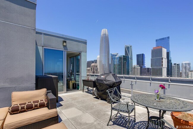 Building Photo - 631 Folsom St