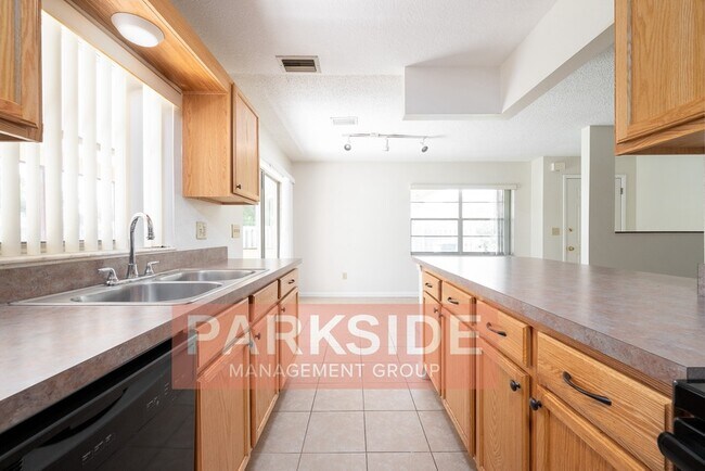 Building Photo - 665 Belltower Ave