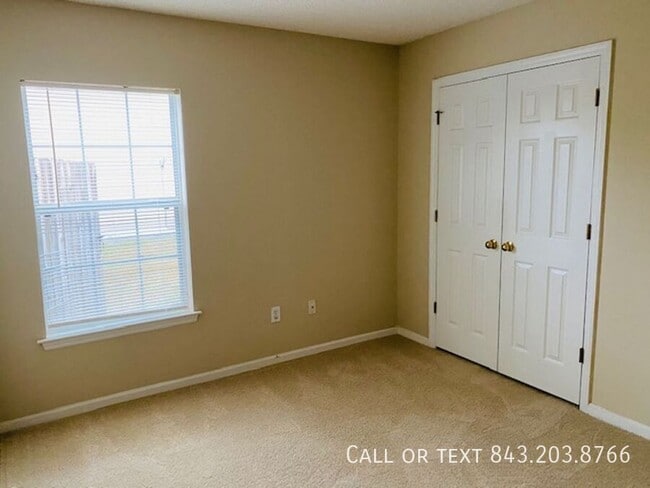 Building Photo - 414 Beverly Dr