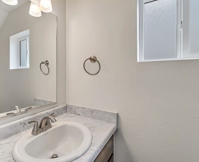 Building Photo - Beautiful 4-Bedroom Rental with Modern Upgrades and RV Parking!