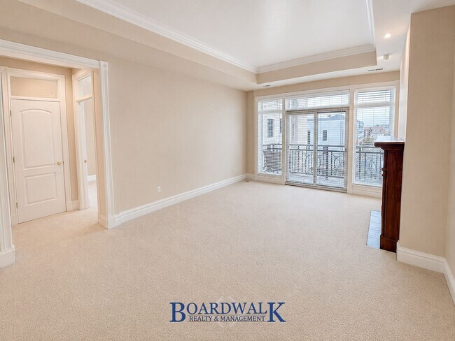 Building Photo - 150 S 300 E