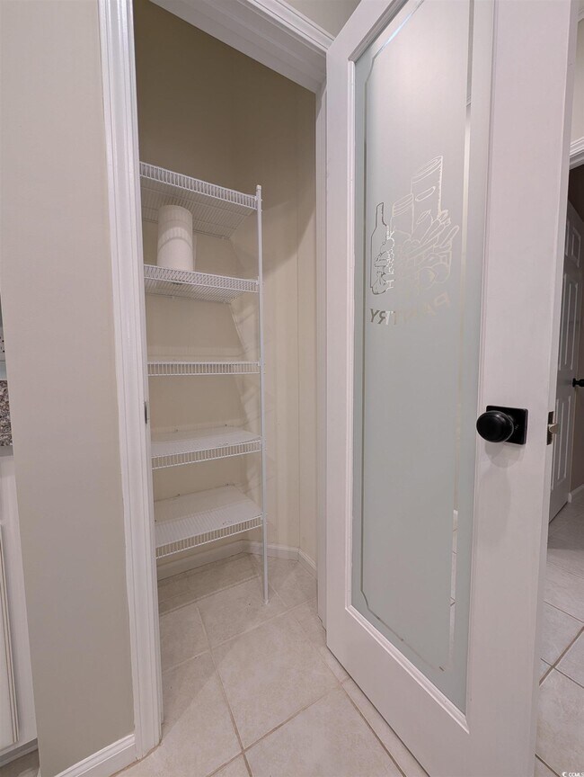 Building Photo - 822 Sail Ln