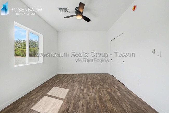 Building Photo - 2956 N Richey Blvd
