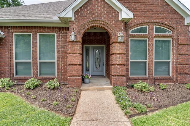Building Photo - 2942 Woodland Hills Dr