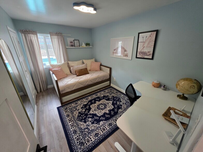 Building Photo - 6097 Charae St