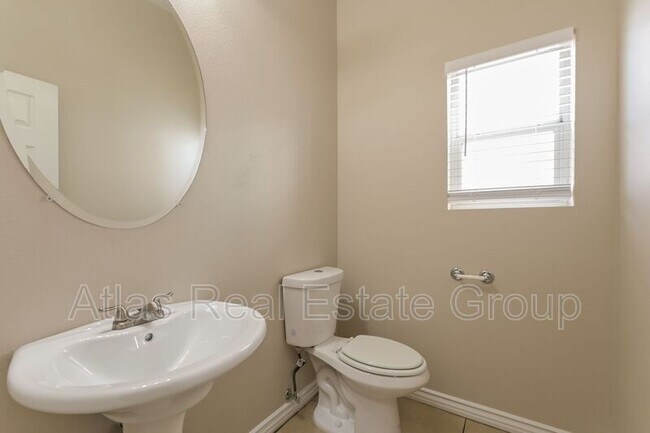 Building Photo - 10326 Cherry Brook St