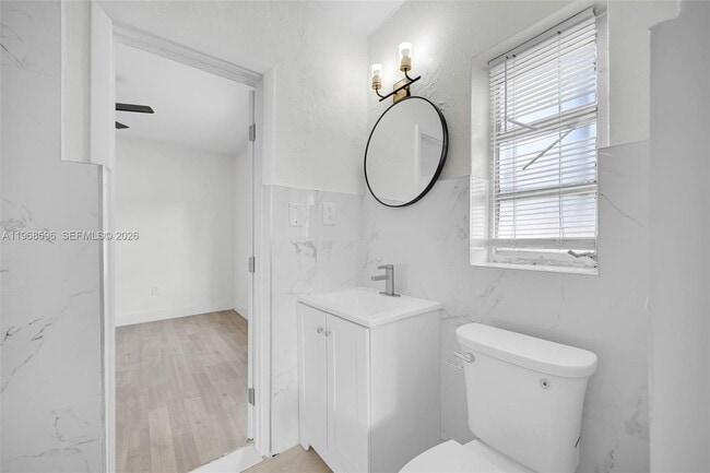 Building Photo - 503 NW 47th St