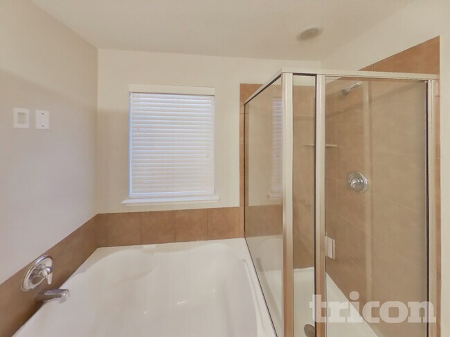 Building Photo - 1317 Sweetgum Dr