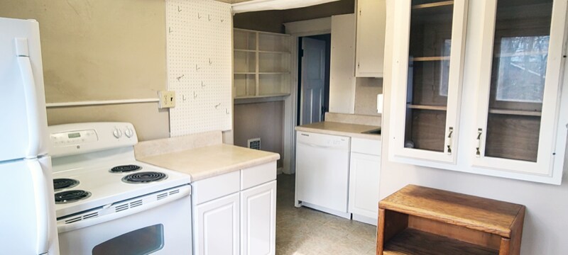 Building Photo - 2217 Belmont Blvd