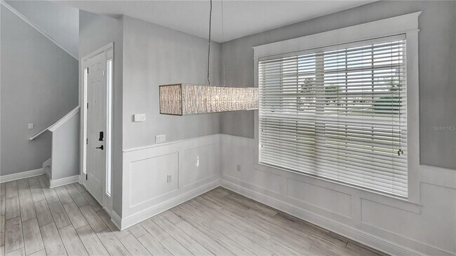 Building Photo - 3833 Siskin Dr