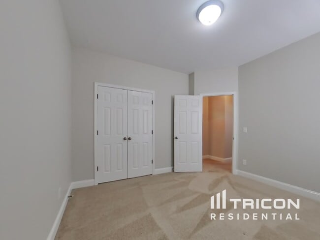 Building Photo - 46 Coopers Glen Dr SW