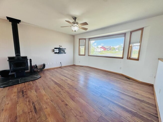 Building Photo - 3280 Strom Dr