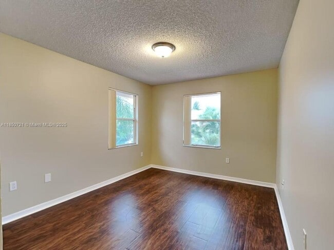 Building Photo - 7780 Highlands Cir