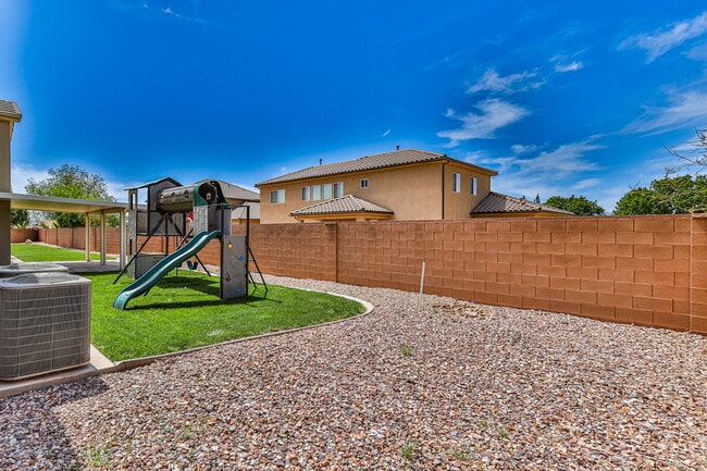 Building Photo - "Spacious 4-Bedroom Retreat with 3,584 Sq ...