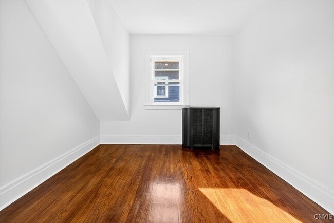 Building Photo - 363 Hickok Ave