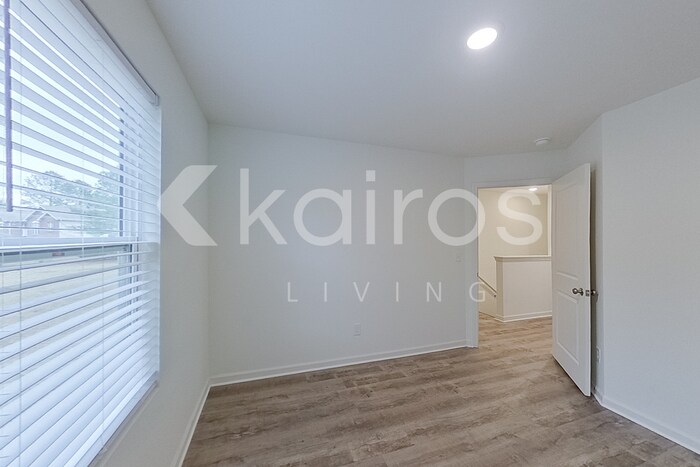 Building Photo - 124 Glory Dr