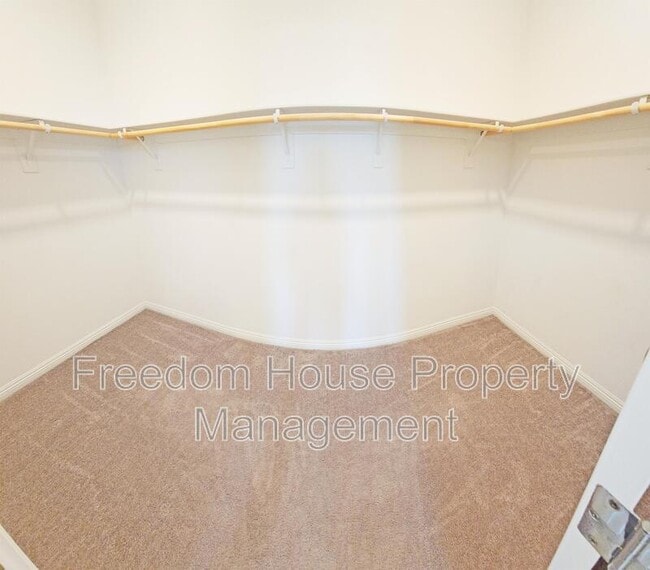 Building Photo - 3575 E Wallowa Dr