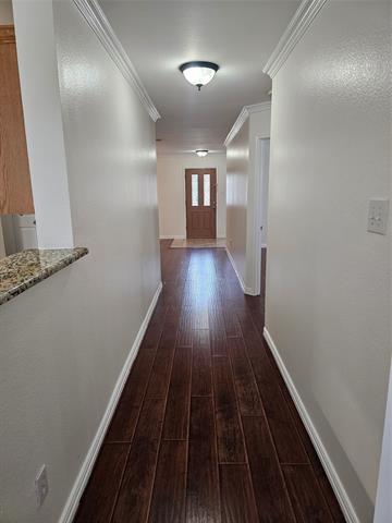 Building Photo - 3009 Meadow Bluff Dr